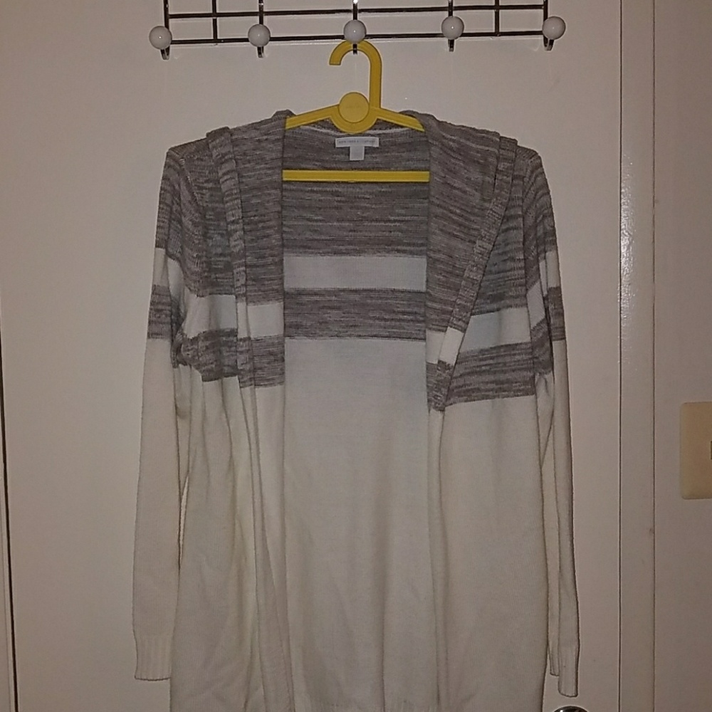 Newyork & Company Sweater